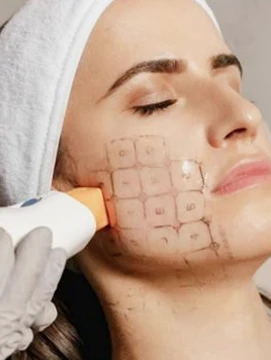 想打針但怕變硬膠樣？